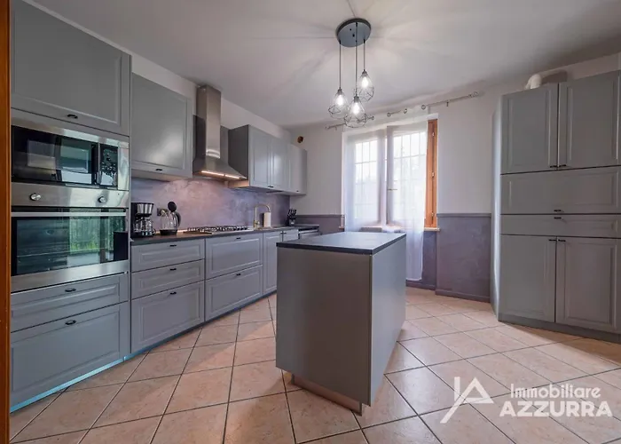 Фермерський будинок I Roccoli - Immobiliare Azzurra